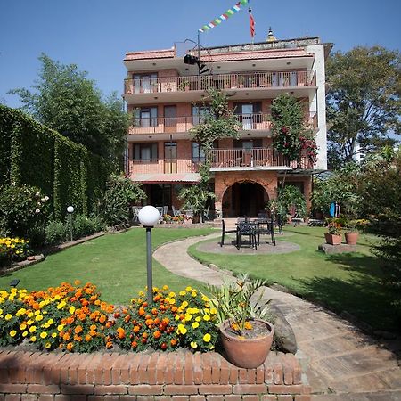 Maya Guest House Thimi Екстер'єр фото