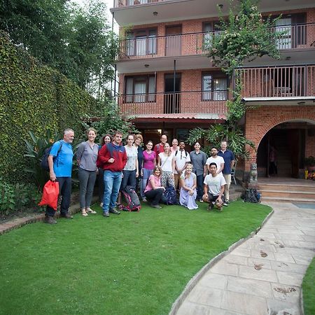 Maya Guest House Thimi Екстер'єр фото
