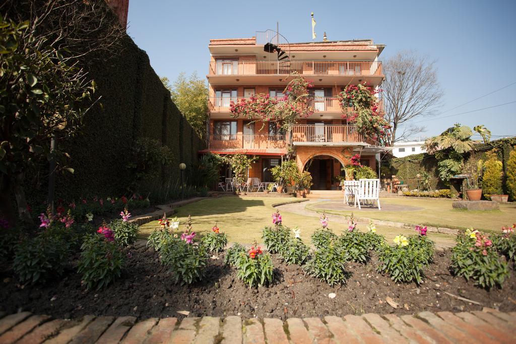 Maya Guest House Thimi Екстер'єр фото