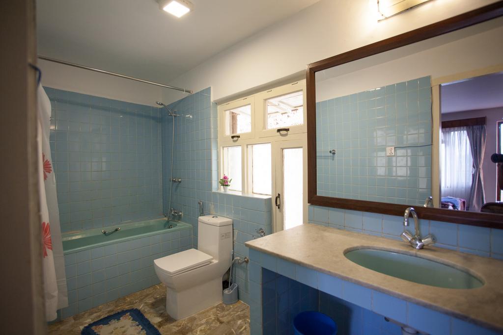 Maya Guest House Thimi Екстер'єр фото