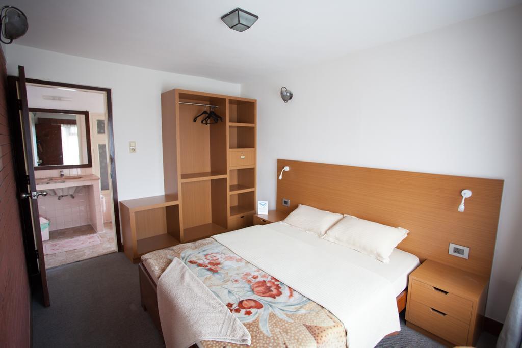 Maya Guest House Thimi Екстер'єр фото