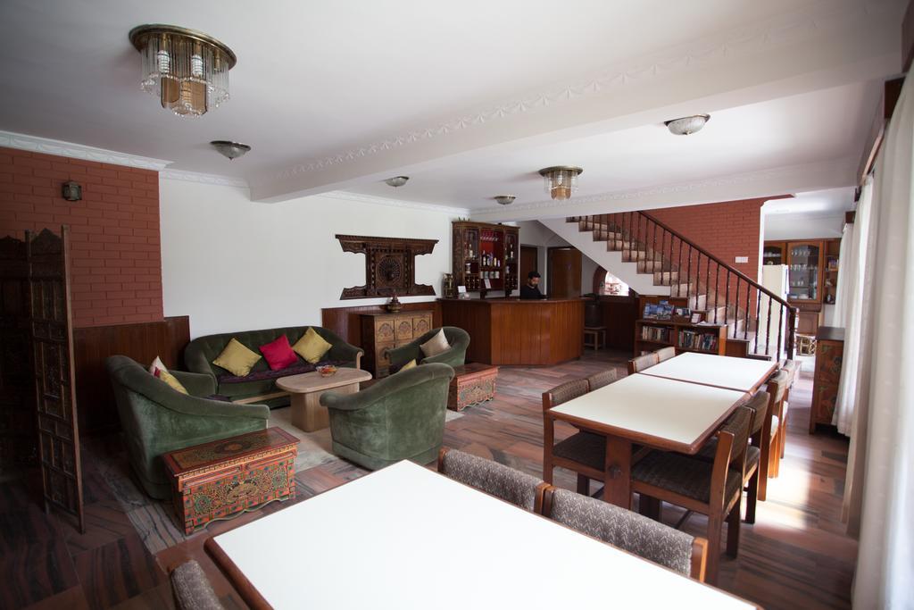 Maya Guest House Thimi Екстер'єр фото